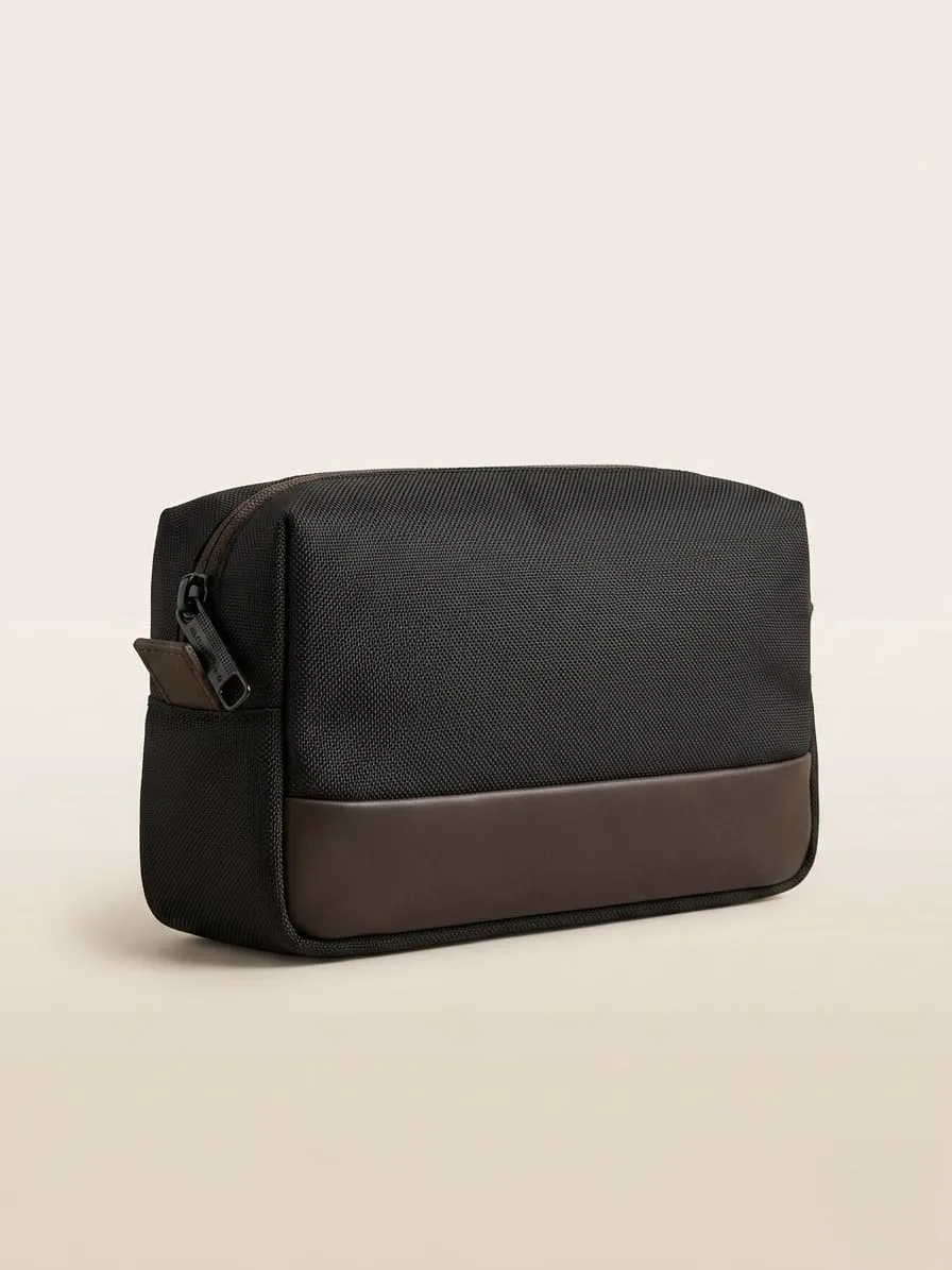 Trousse de Toilette Voyage — Cognac